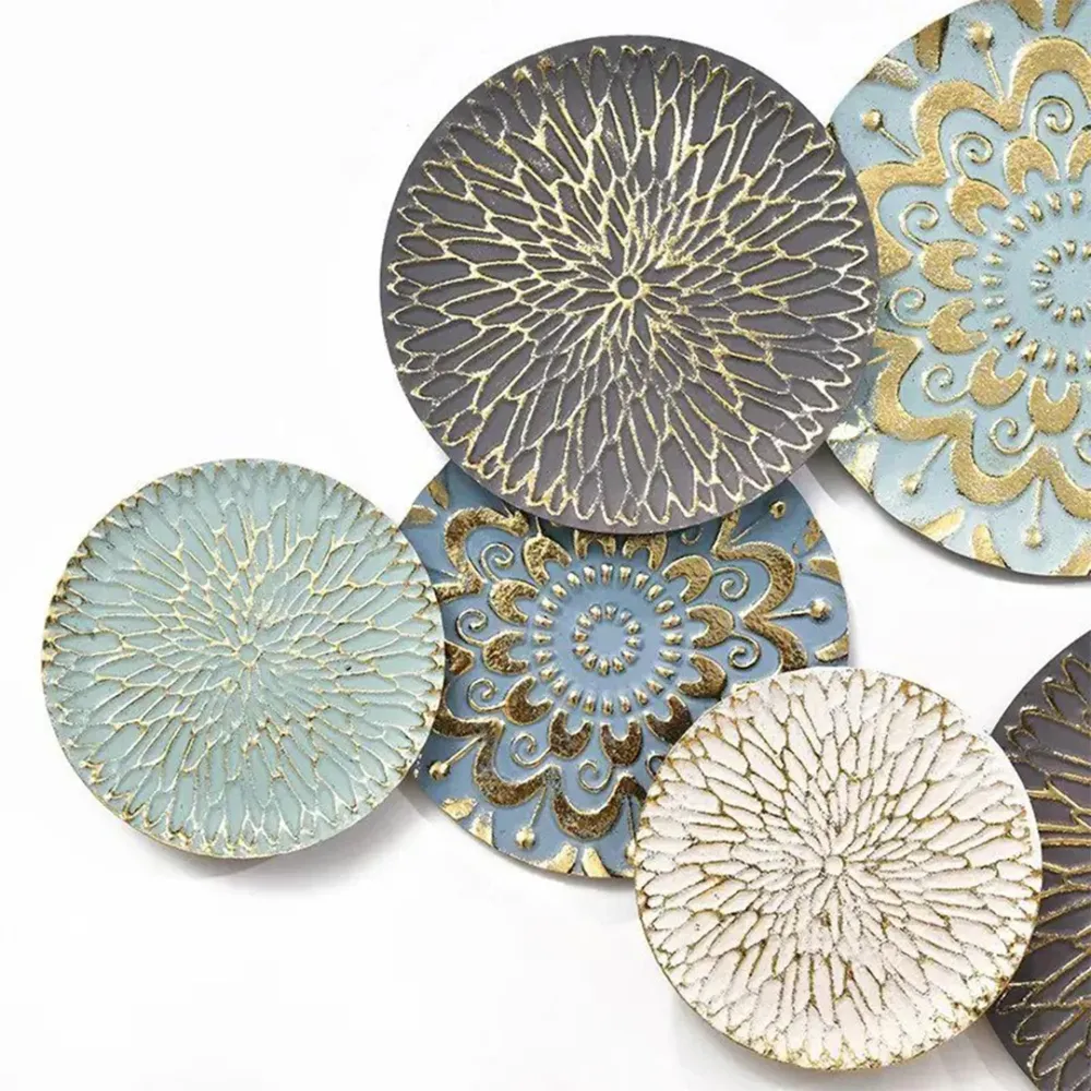 WallMantra Premium Multicolor Plates Metal Wall Art