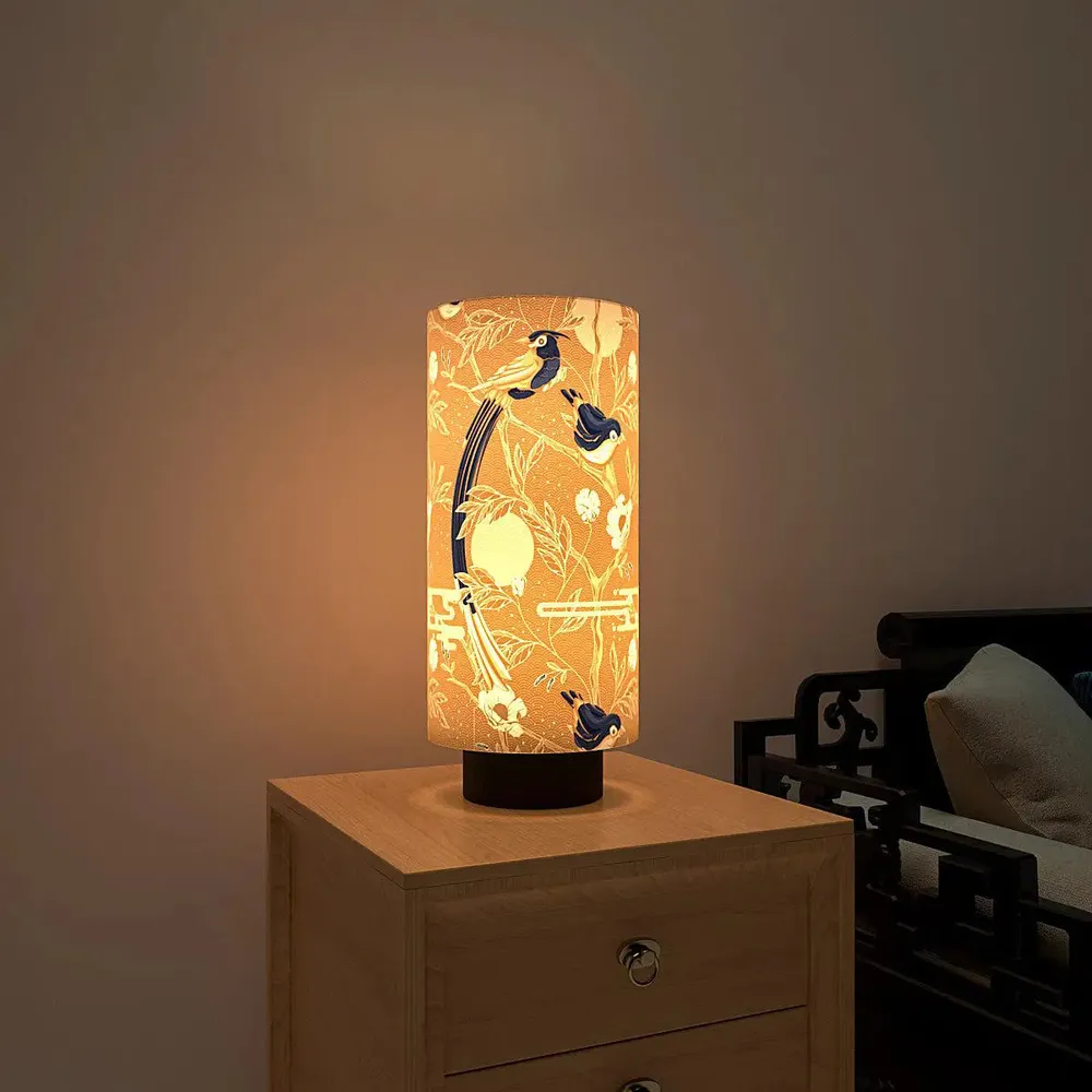 Pretty Humming Birds Glow Round Table Lamp
