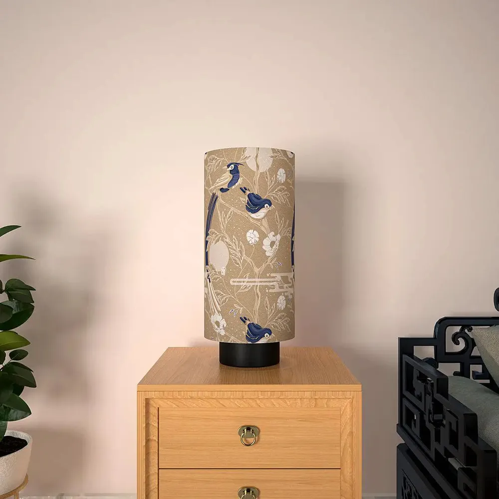 Pretty Humming Birds Glow Round Table Lamp