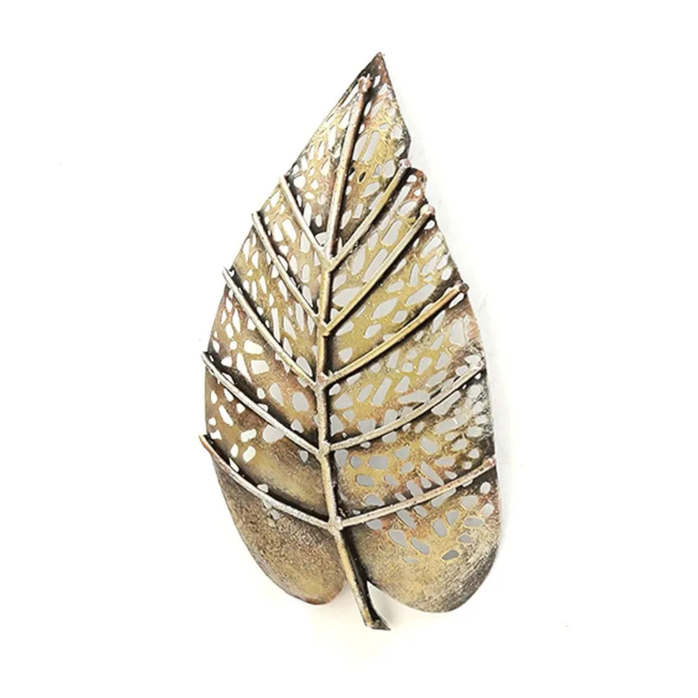 Pretty Leaf Fenestration Metal Wall Art With LED