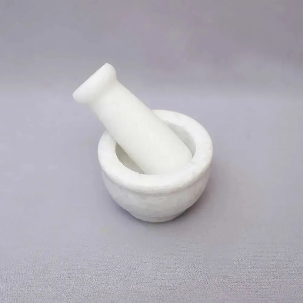 Pretty White Marble Black Mortar and Pestle