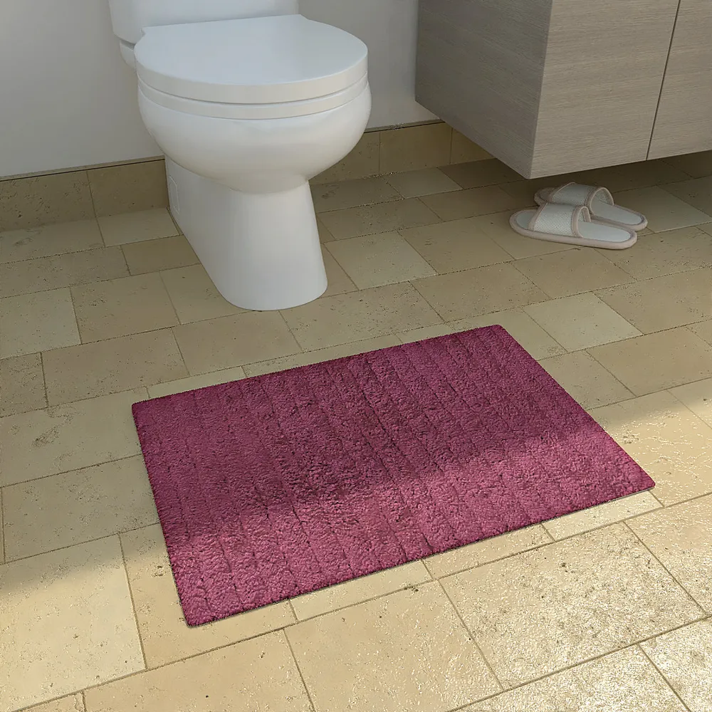 Ribbed Pattern High Absorbent Fuschia Bathmat