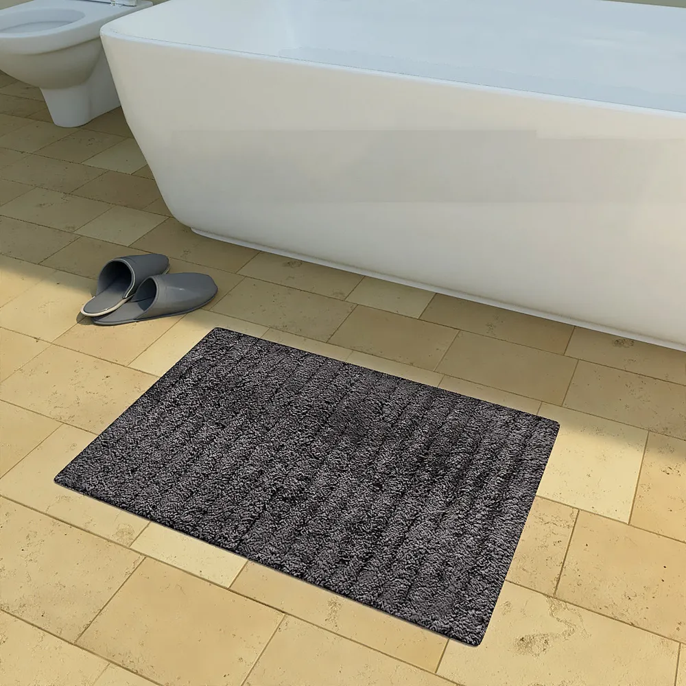 Ribbed Pattern High Absorbent Silver Bathmat