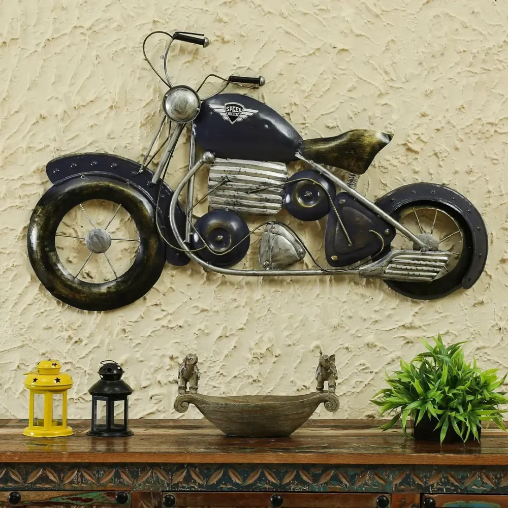 Robust Handcrafted Commando Metal Wall Decor
