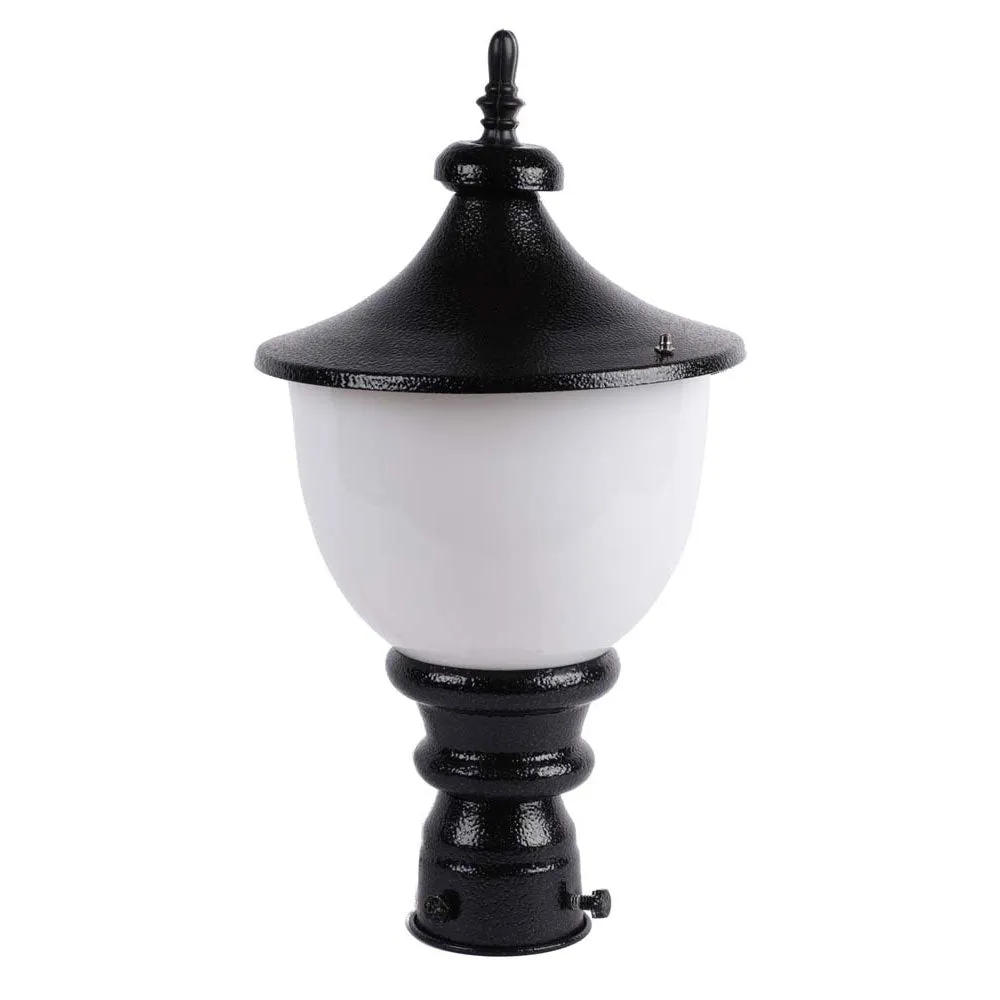 Royal Traditional Designer Warm Outdoor Gate Light Single Piece