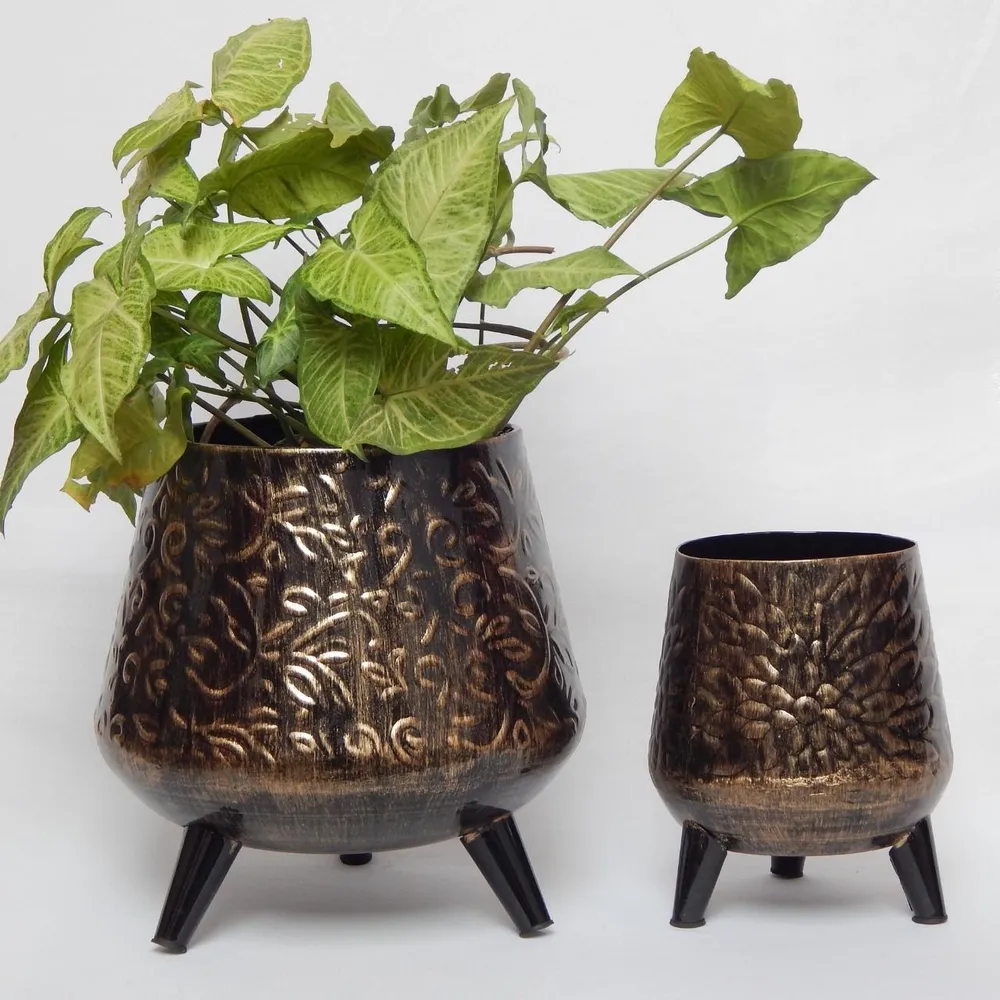 Set of 2 Aesthetic Gold & Black Textured Indoor Metal Plant Stand with Pot
