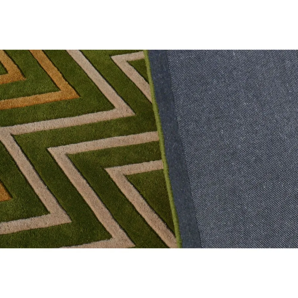 Shevron Patterned Green & Beige Tufted Area Carpet 2X5ft