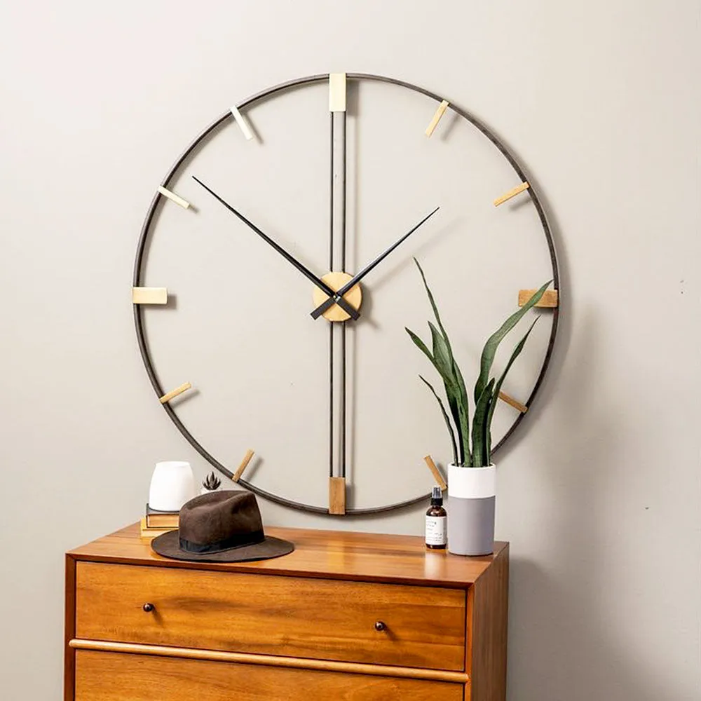 Simplistic Style Black Round Metal Wall Clock