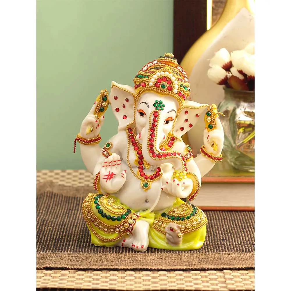 Small Decorative White Lord Ganesh Idol / Showpiece