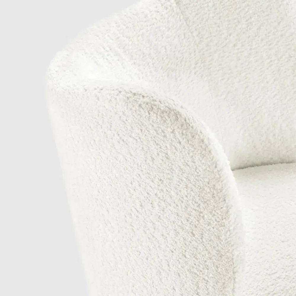 Snowy Comfort Lounge Chair Single