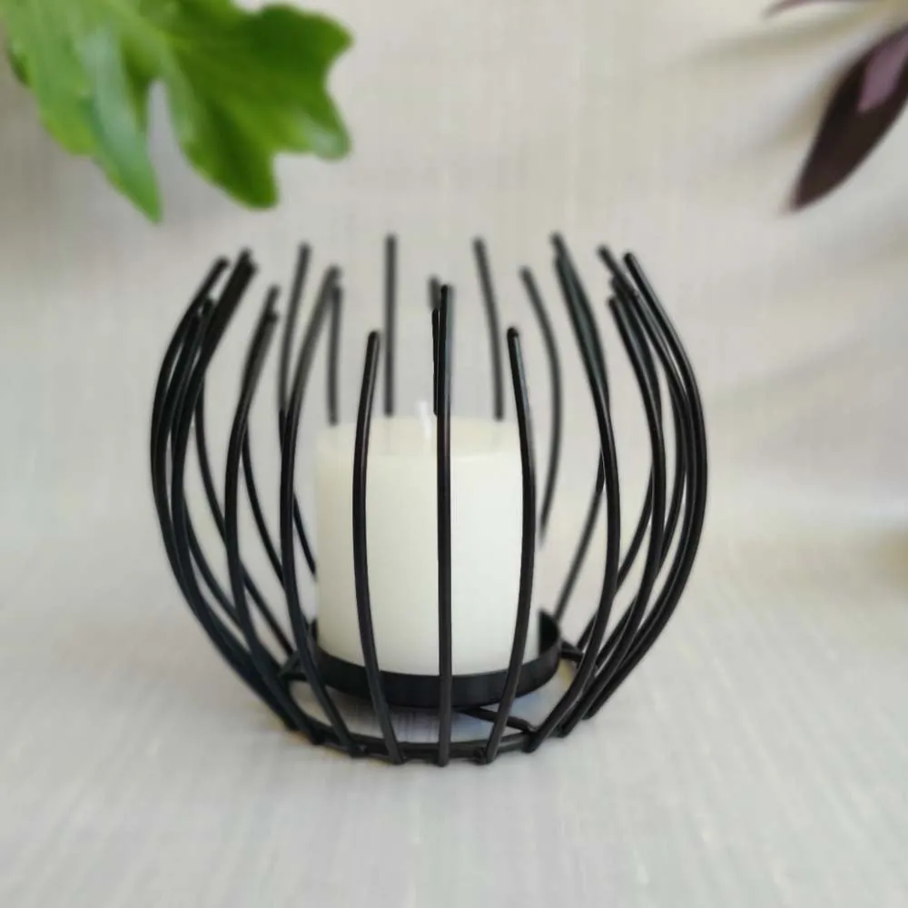 Sonsy Coal Black Radiating Candle Holder Single Piece