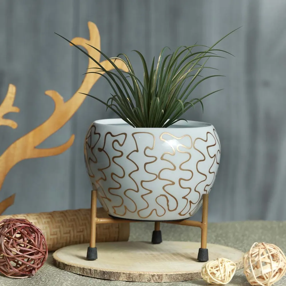 Sophisticated White and Gold-Toned Resilient Metal Plant Pot With Stand Set Of 1