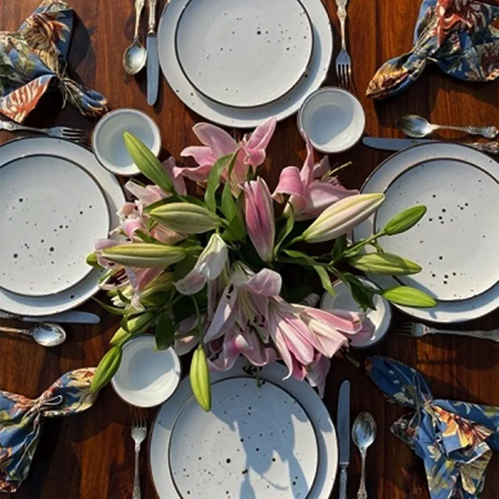 Sparkling White Porcelain Dinner Set Of 27