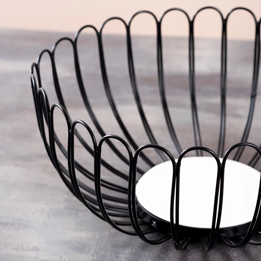 Square Black Wired Metal Vegetable/Fruit Basket