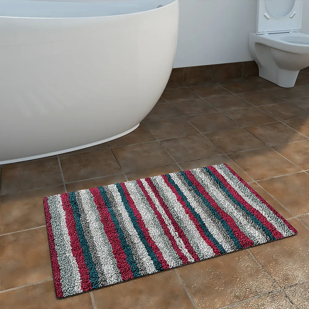 Striped Pattern High Absorbent Fuchsia Bathmat
