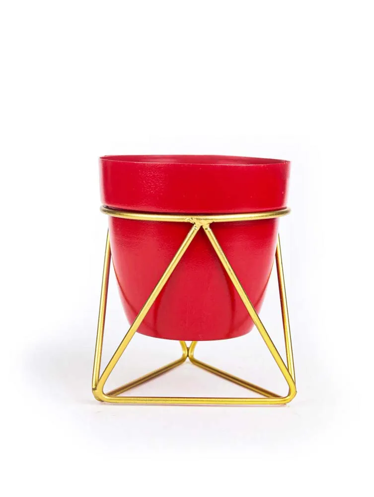 Stunning Red and Gold Resilient Metal Plant Pot Set Of 1 Single Piece