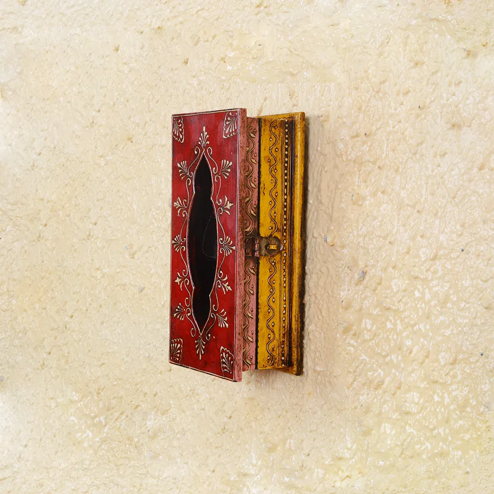 Stylish Space Saver Wooden Key Holder