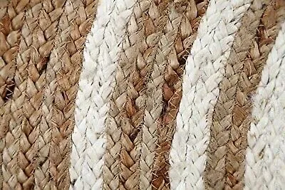 Sumptuous Oval Hand Woven Jute Rug M (4*6 ft)