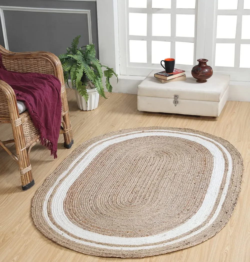 Sumptuous Oval Hand Woven Jute Rug M (4*6 ft)