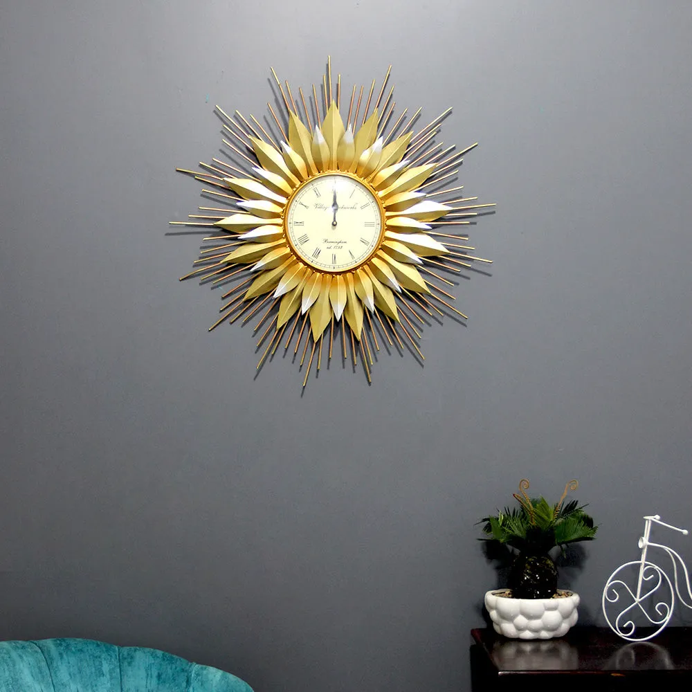 Sun Inspired Metallic Wall Art Decor for Living Area