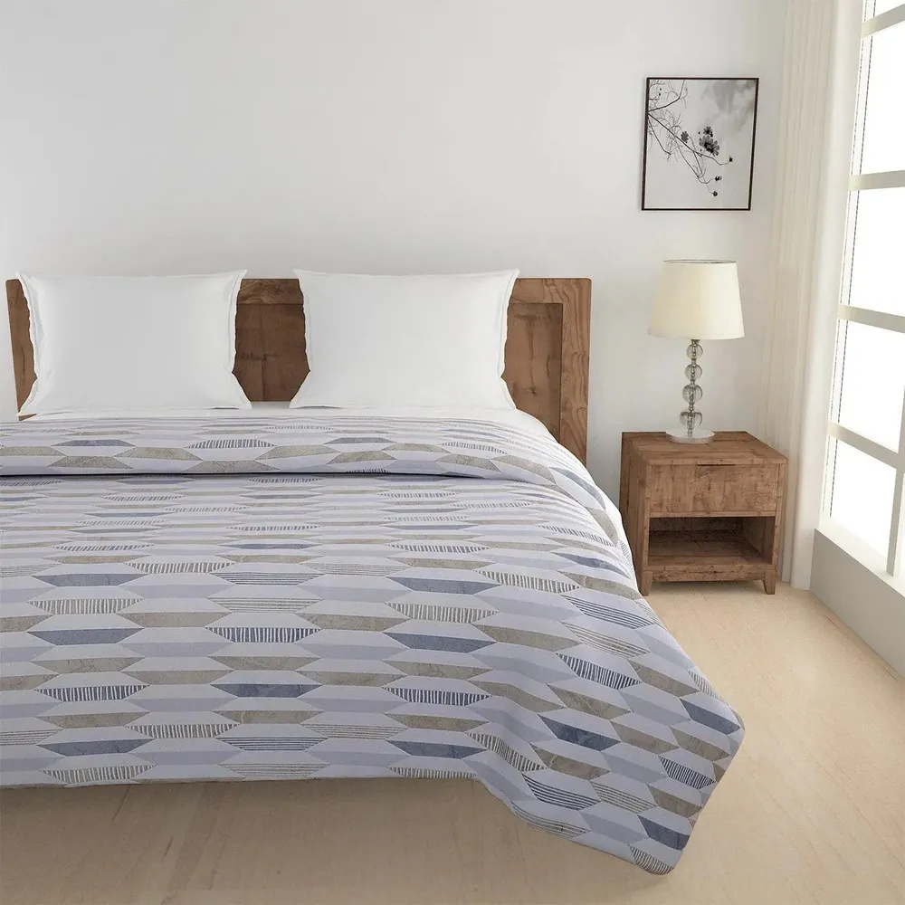 Swayam Beige & Grey Geometric Double Bed Winter Quilt