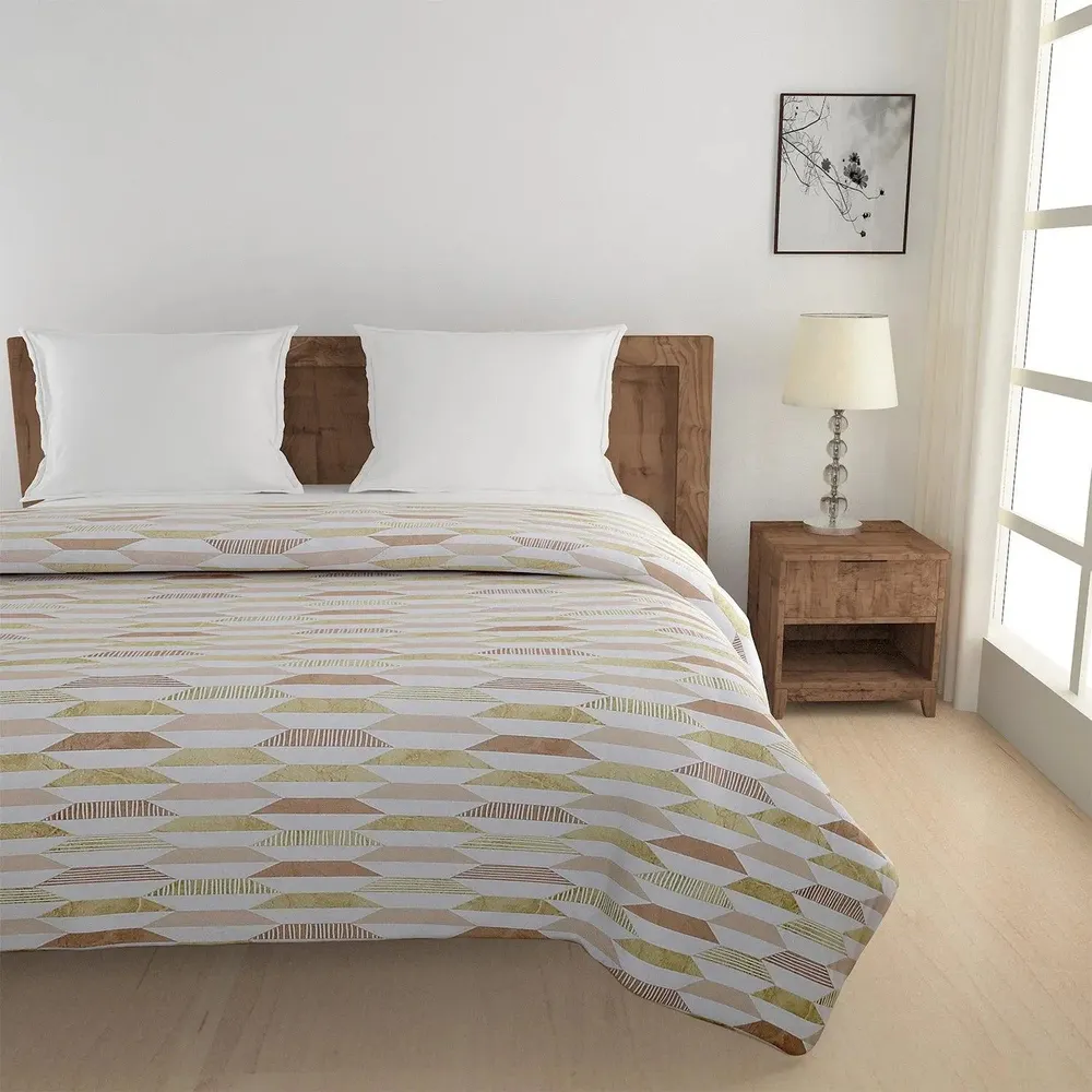 Swayam Beige & Yellow Geometric Aesthetics Double Bed Winter Quilt