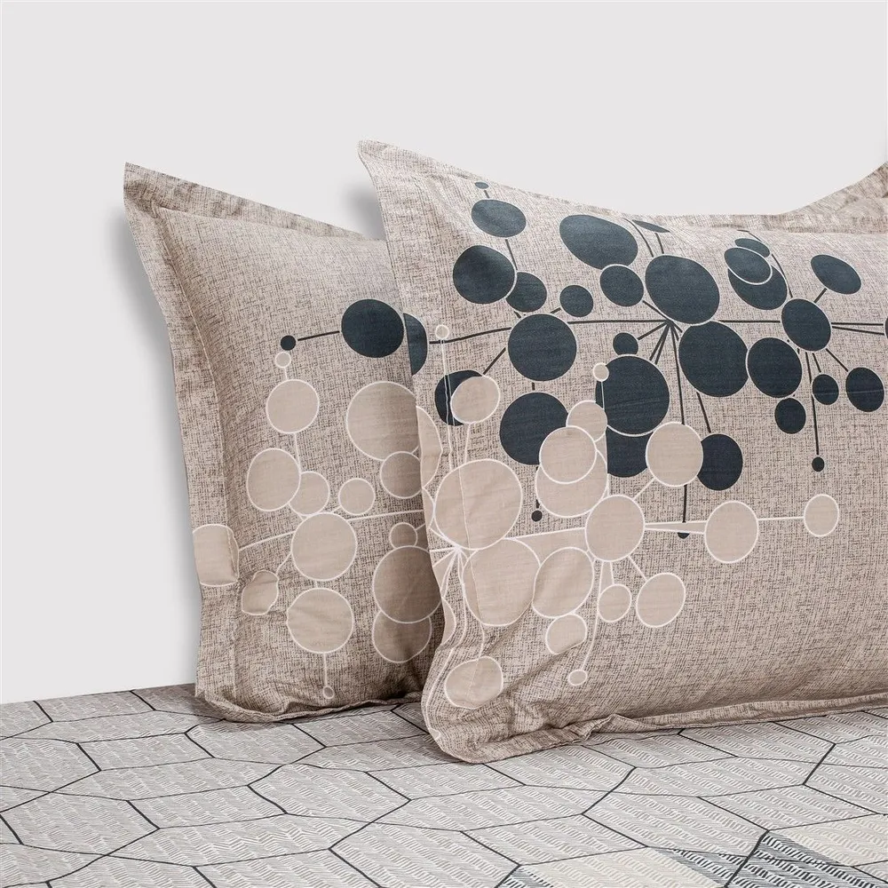 Swayam Costal Fog Geometric Print Double Bedsheet with 2 pillow covers Double Bedsheet (90 x 108 Inches)