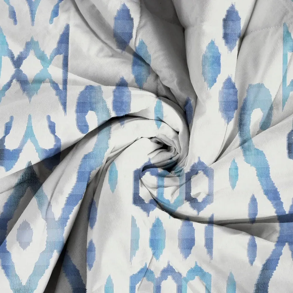 Swayam Ethnic Motif Design 150 GSM Pure Cotton Double Size AC Comforter , White and Blue
