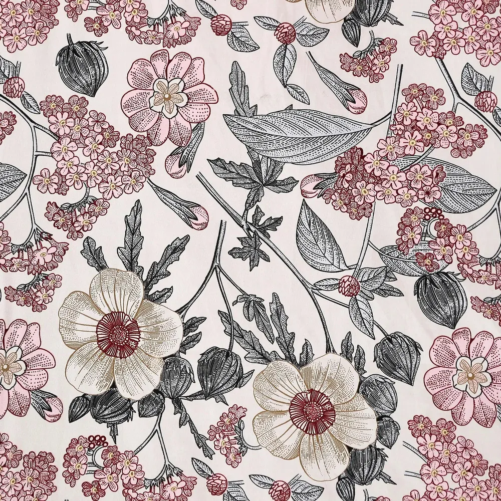 Swayam Floral Design 350 GSM Blended Cotton Double Winter Quilt , Pink and Grey