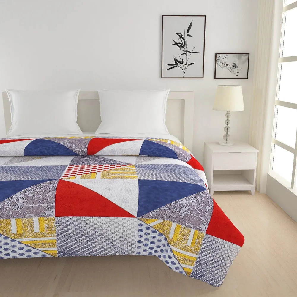 Swayam Geometric & Abstract Multicolor Blended Cotton Heavy Double Bed Comforter