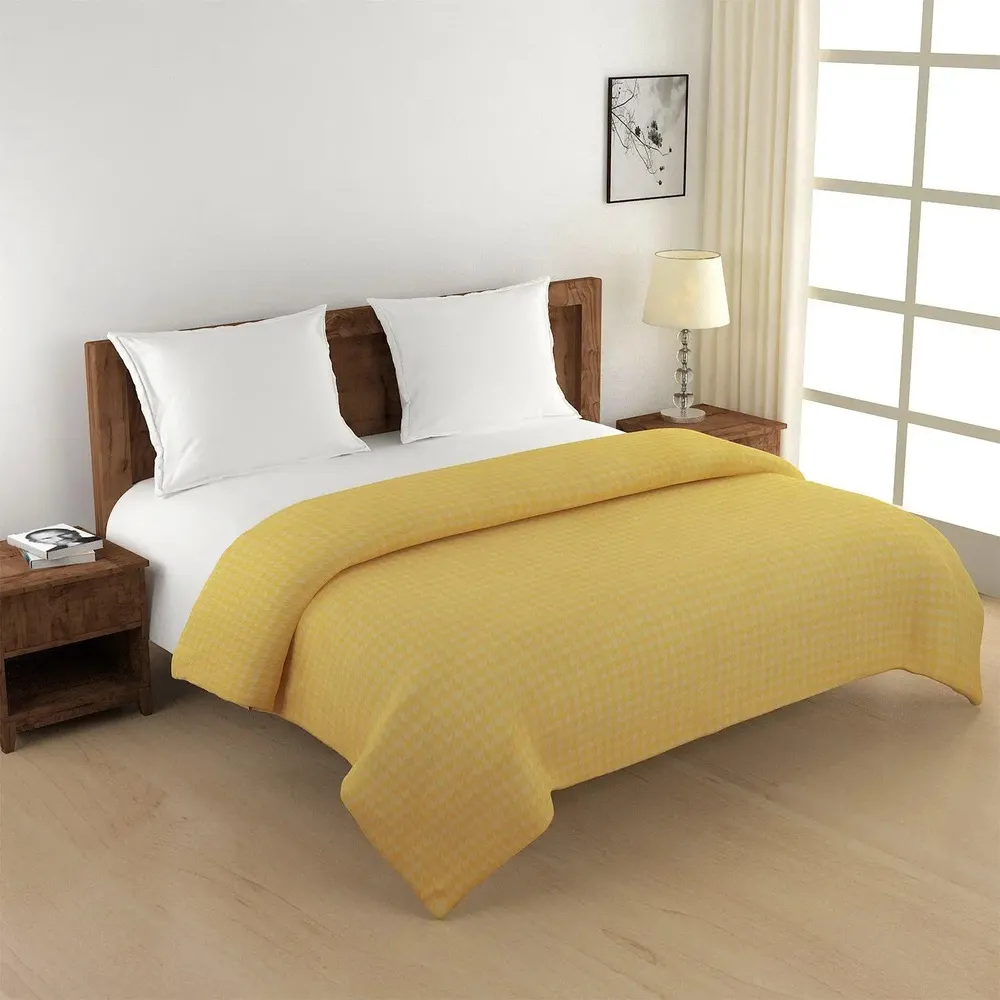 Swayam Geometric Pattern Yellow Pure Cotton Double Bed Comforter