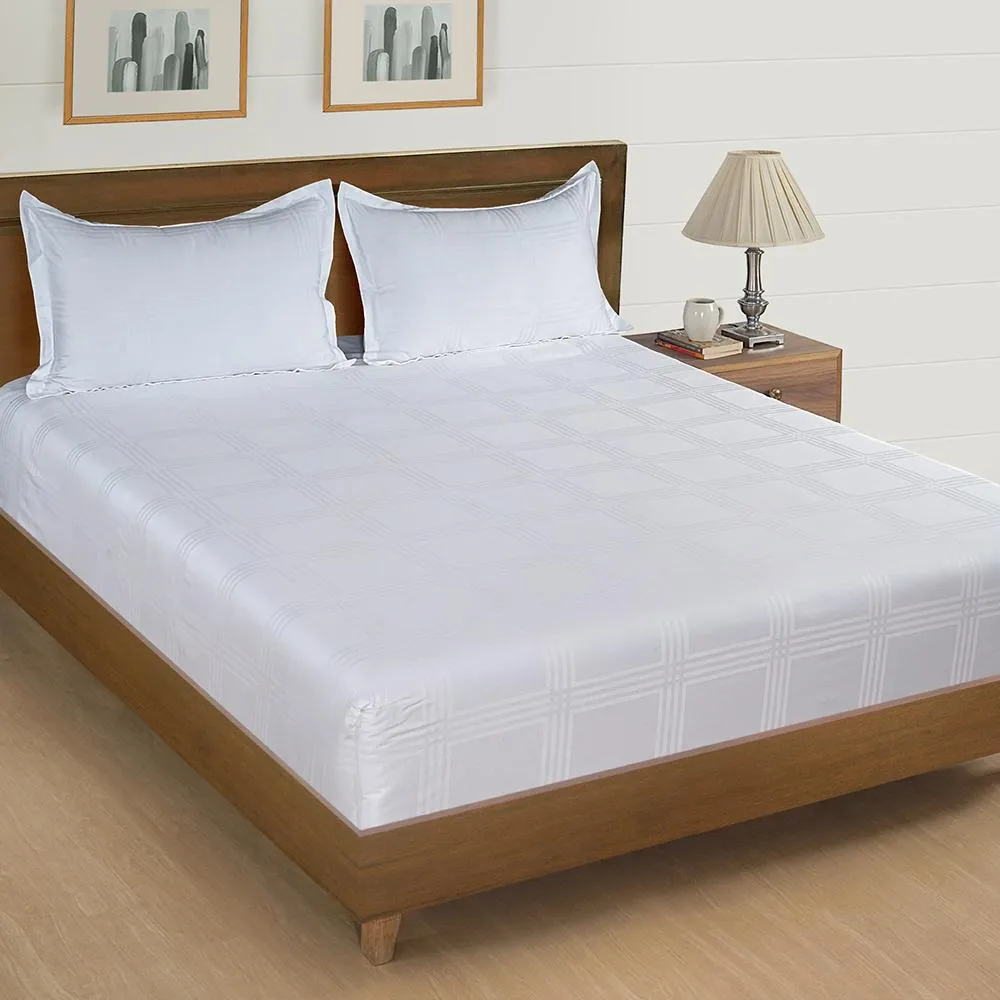 Swayam Gloss White Saffron Premium Fitted Bed Sheet with 2 pillow covers
