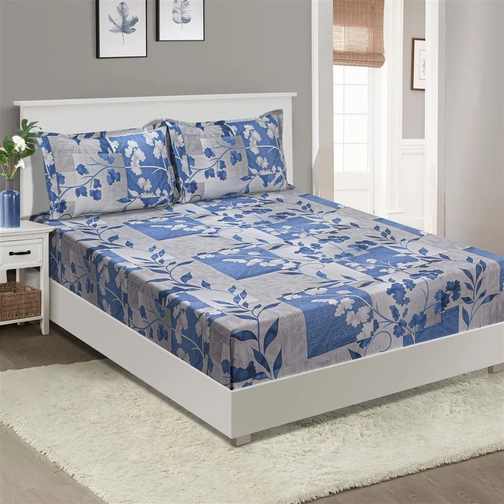 Swayam Hibiscus Leaf Print Veda Double Bedsheet with 2 pillow covers Double Bedsheet (90 x 108 Inches)
