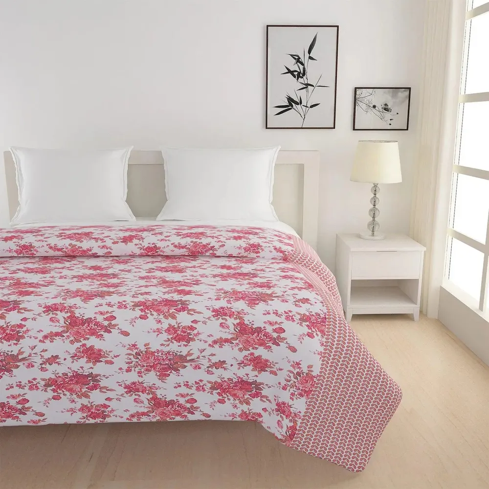 Swayam Red Floral Spree Double Bed Winter Quilt