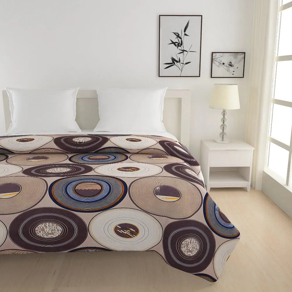 Swayam Round Disc Pattern Brown &amp; Beige Blended Cotton Heavy Double Bed Comforter