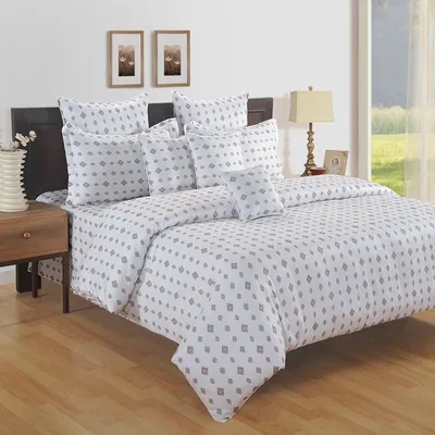 Swayam Zinnia Green &amp; White Motif Cotton Comforter