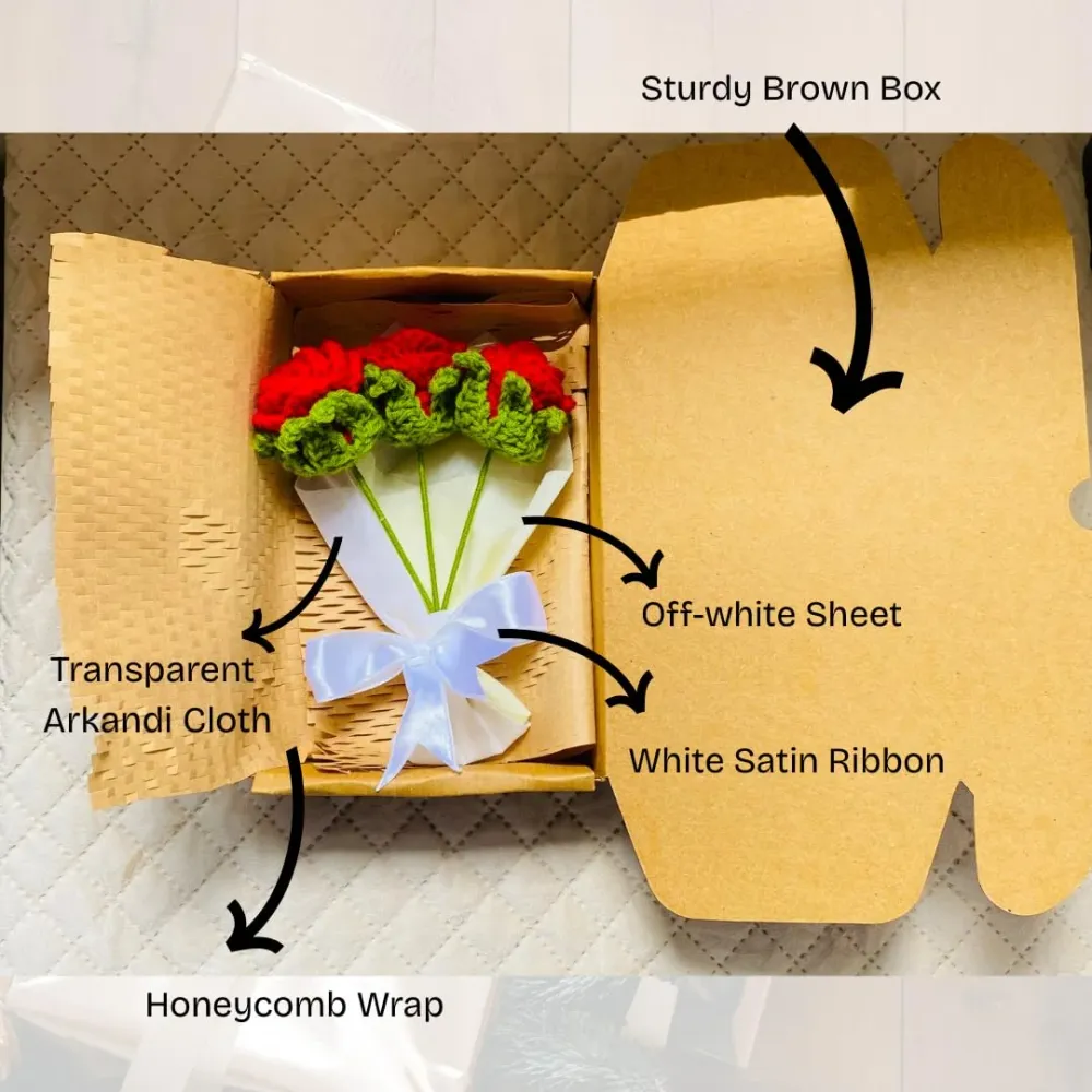 WallMantra Three red crochet roses 