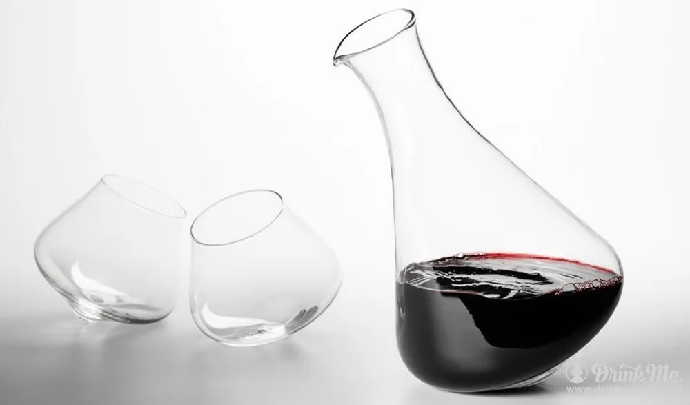 Tilted Art Decanter &amp; Drinking Glass-Set of 3