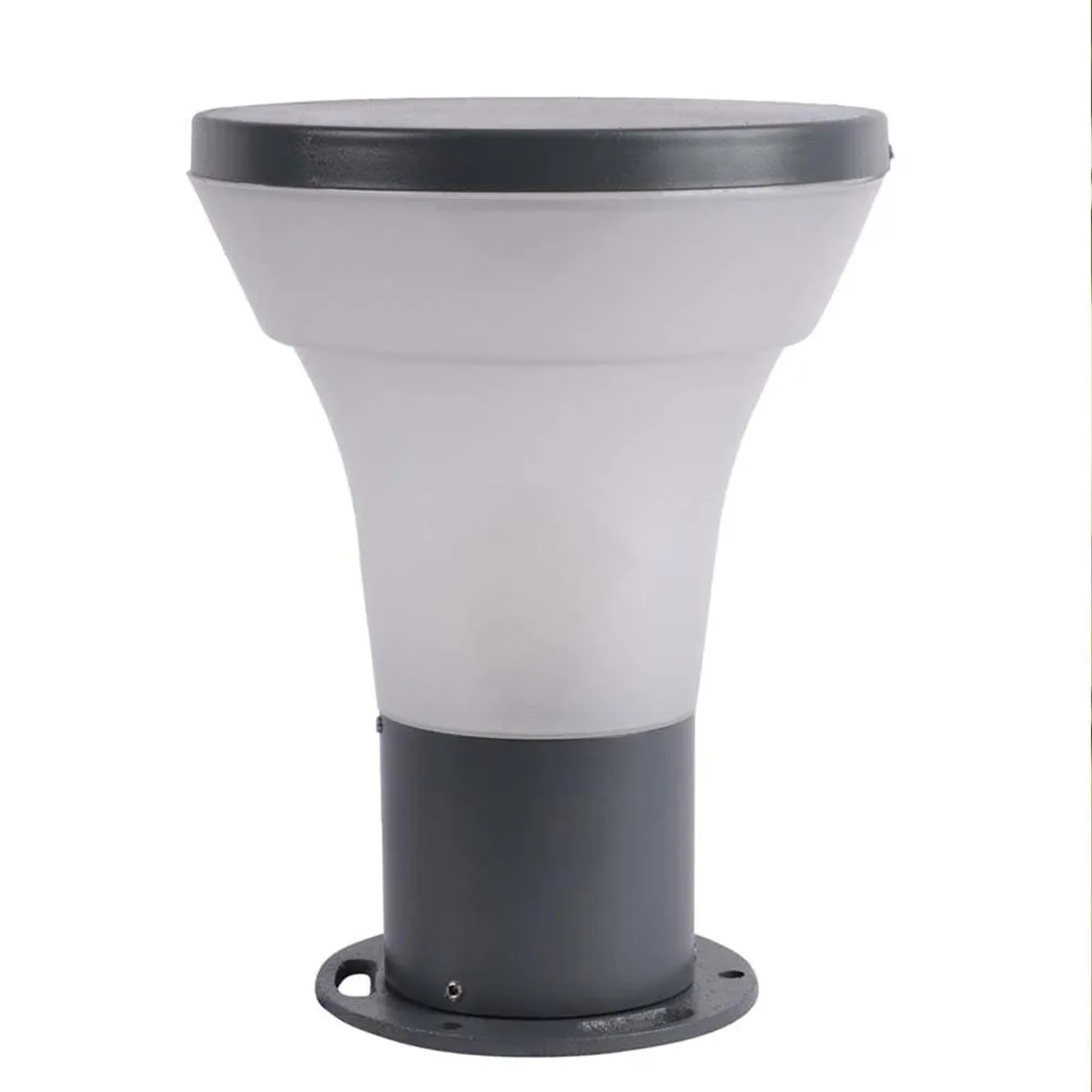 Torch Motif Warm Decorative Outdoor Gate Light