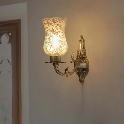 Traditional Antique Finished Etched Glass 1 Light Wall Sconce