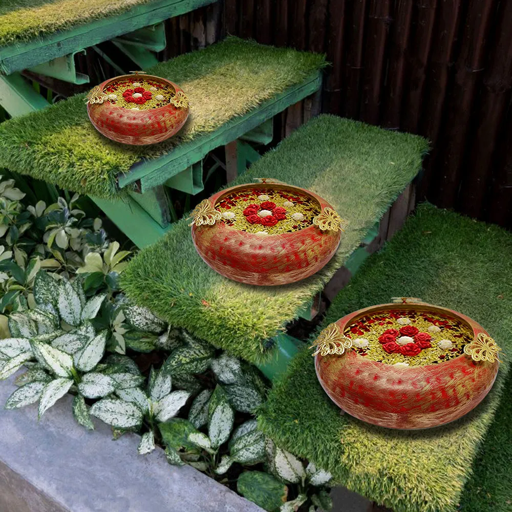 Tyre Motif Hammered Work Red & Gold Urli Bowl Set Of 3