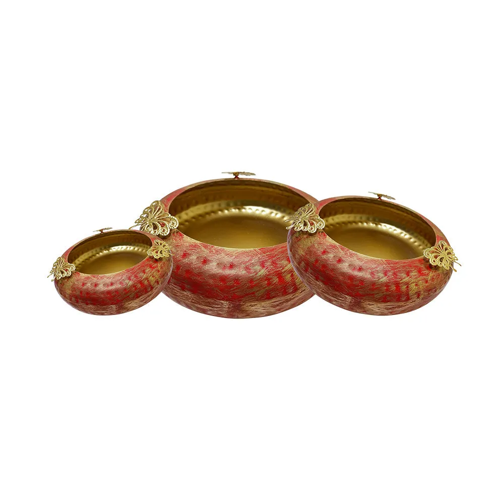 Tyre Motif Hammered Work Red & Gold Urli Bowl Set Of 3