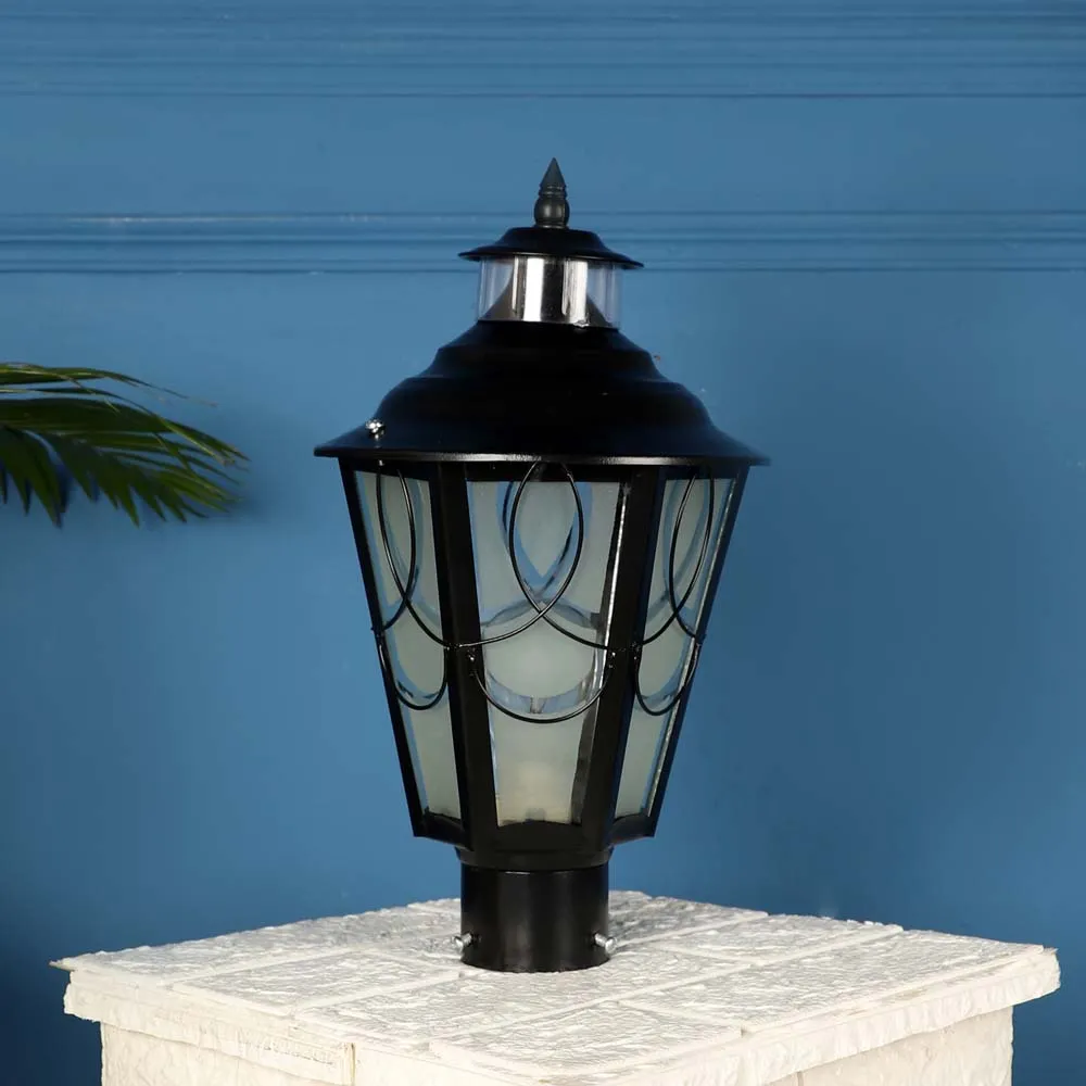 Victorian Age Traditional Decorative Medium Outdoor Light Single Piece