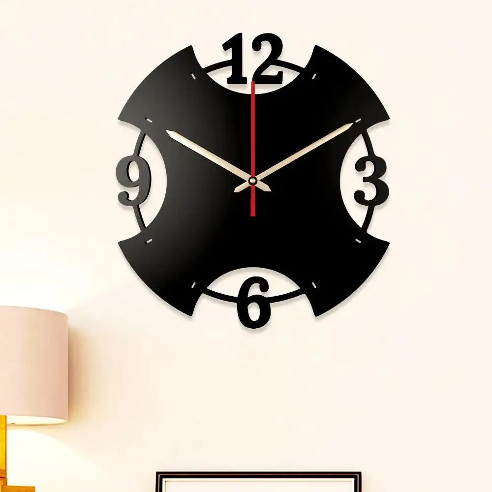 Vintage Decorative Wooden Wall Clock (Black Color)
