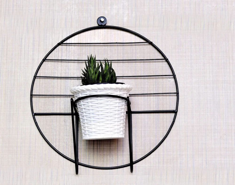 Wall Mounted Planter 15" / Round Metal Wall Hanging Planter