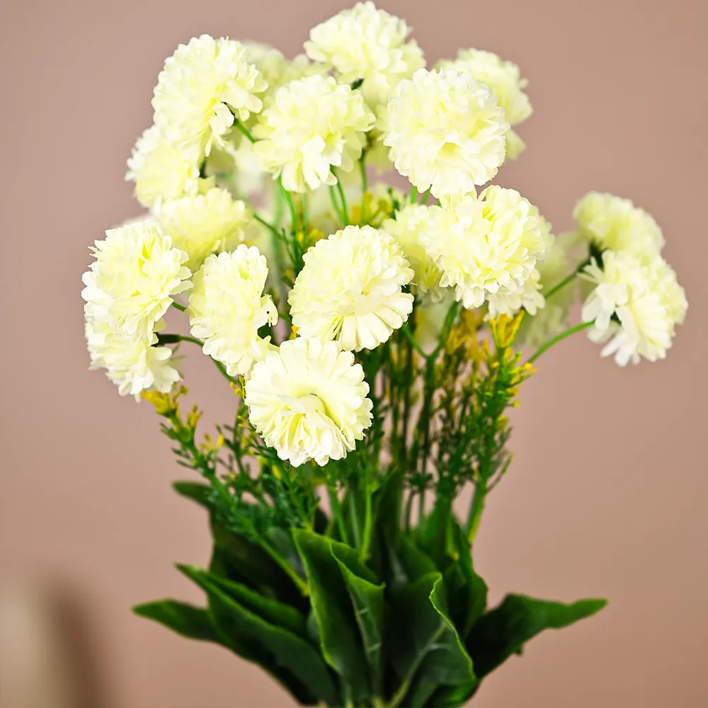 White Artificial Bunch Of Daisy