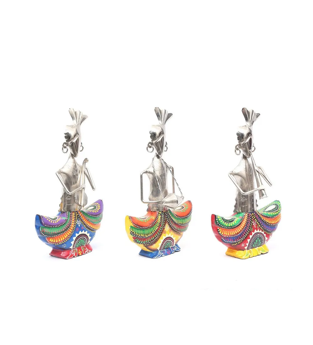 Wood & Metal Composed Happy Musicians Figurine / Showpiece Set Of 3