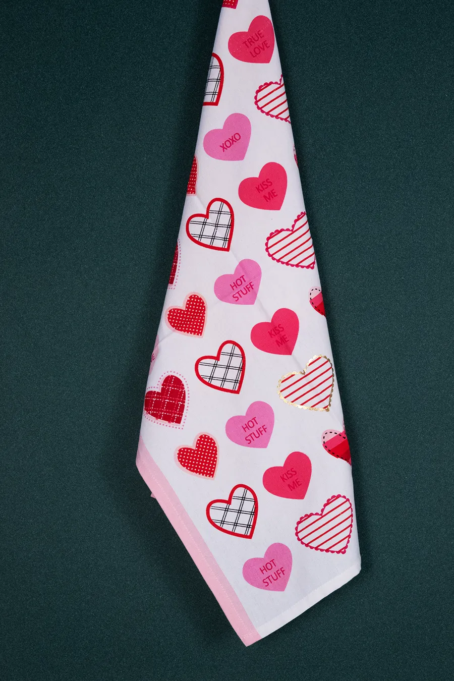 Xoxo Heartin Hand Towel (Set of 2)